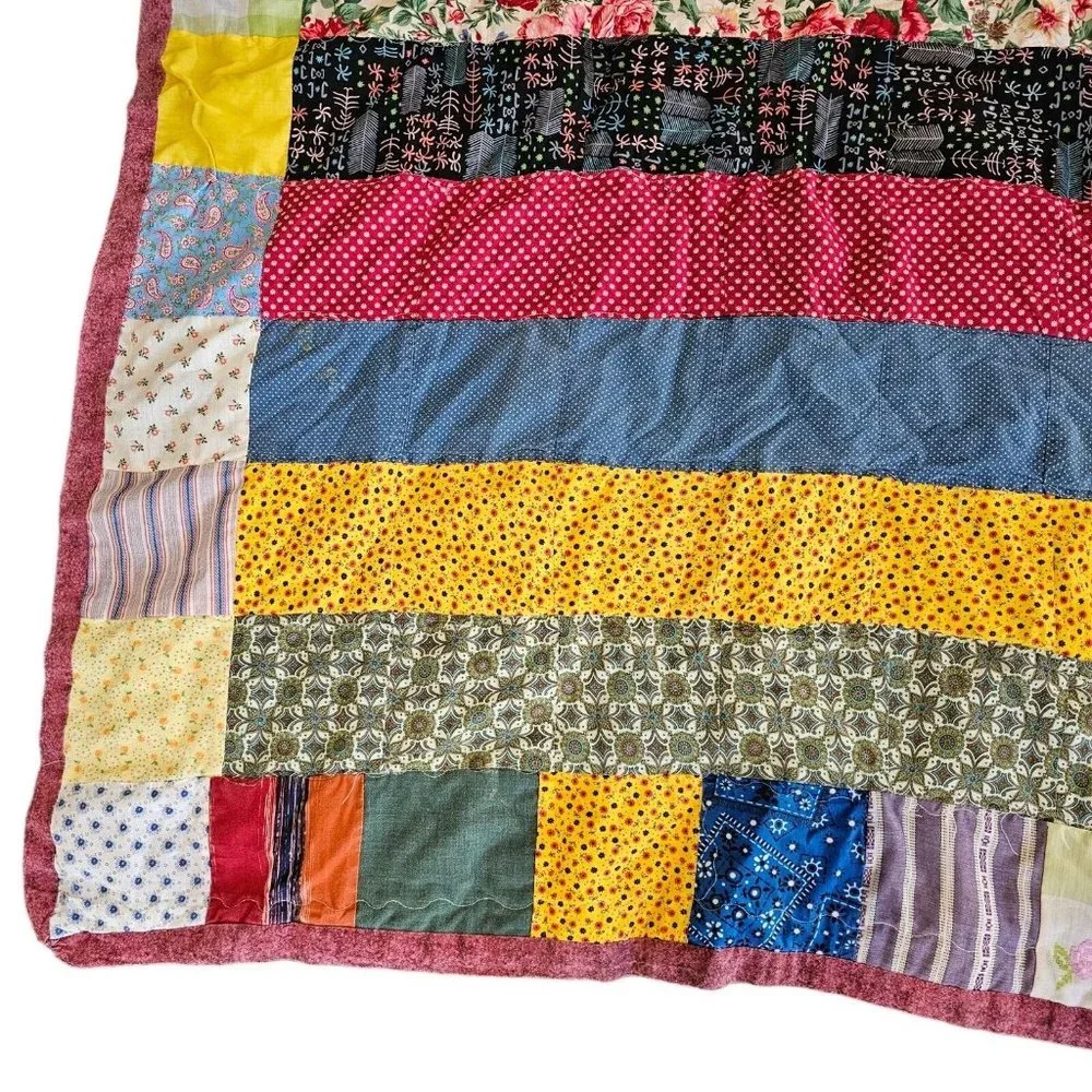 Vintage Handmade Patchwork Quilt Twin Full Coverlet Ditsy Floral 63 X‎ 80 Retro